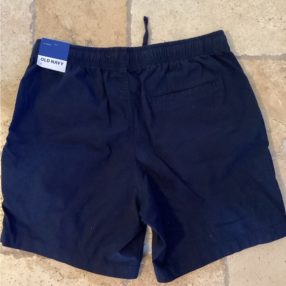 Old Navy Dark Blue Flat Front Shorts-jogger 8” inseam-SZ M
@2 - Picture 2 of 4